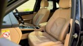 2021 Porsche Macan 2L — interior