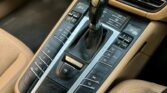 2021 Porsche Macan 2L — interior