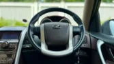 2015 Mahindra XUV500 2.2 W8 2WD — interior