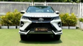 2026 Toyota Fortuner Legender 4x2 AT 2.8 — front three-quarter