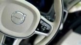 2025 Volvo XC90 2.0 B5 Mild Hybrid — interior