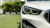 2020 BMW X1 2.0 sDrive20i xLine — headlight detail