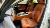 2016 Jaguar XF 2.0 Petrol 25t — front seats